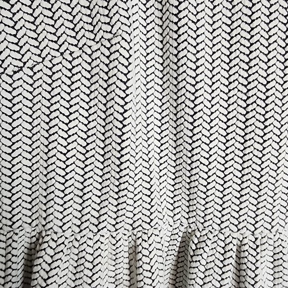 Ann Taylor sleeveless dress - Picture 3 of 5